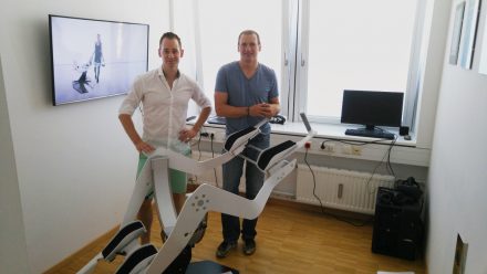  Johannes Scholl (l.) und Michael Schmidt (r.) im Gespräch mit Munich Startup.