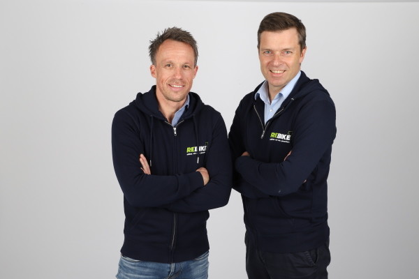 rebik1 Finanzierung CEO
